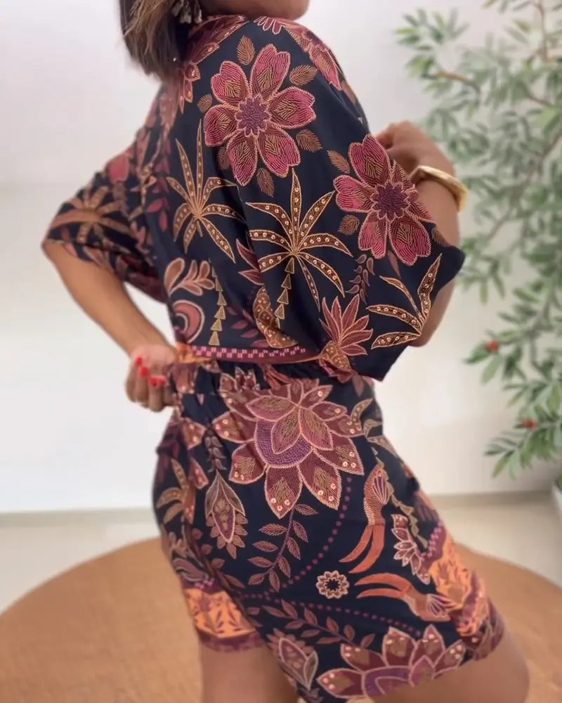 Sale 🎉 Seashell Print V-Neck Wrap Romper   Mermaidcore Vacation Wear 🌴
